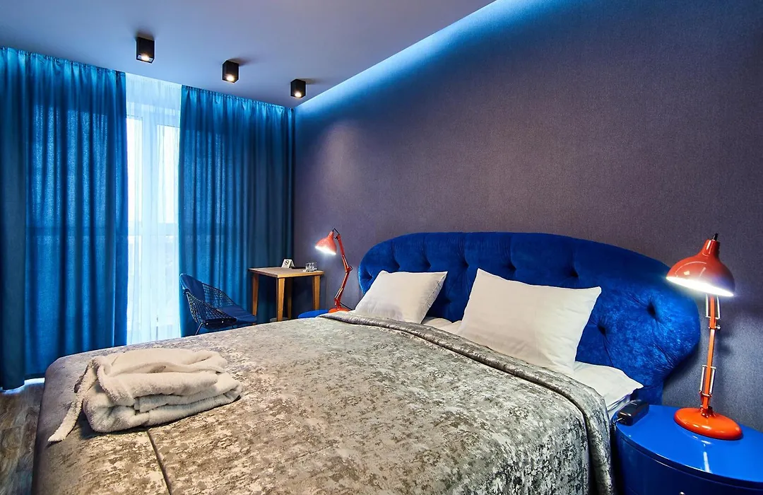 Light Hotel-1